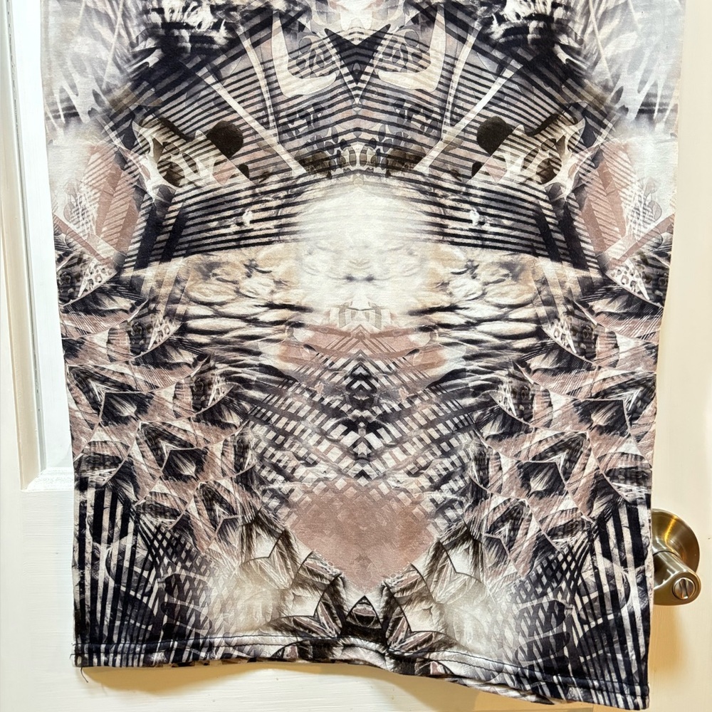 Abstract Patterned Dress - Picture 6 of 10